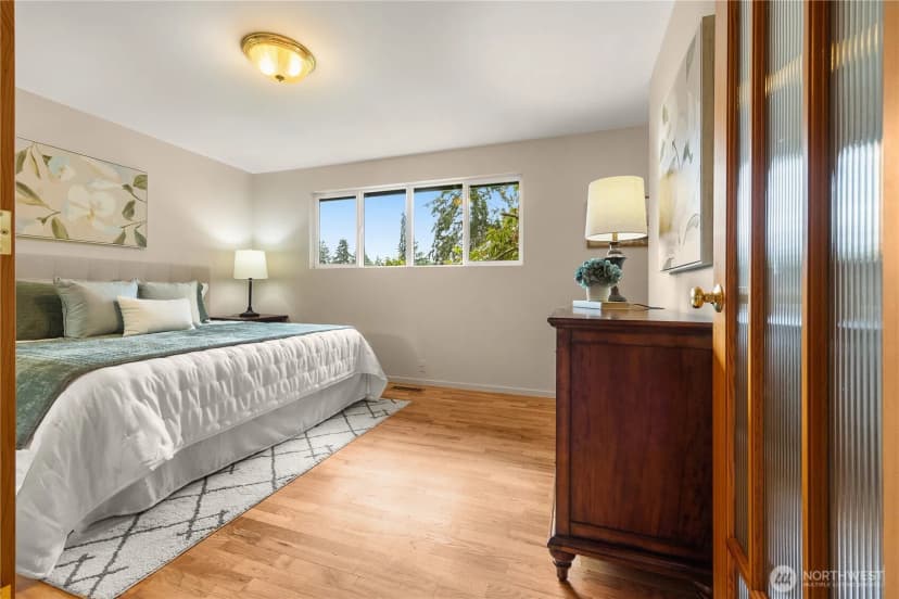 Property photo for 6039 Ne 202nd Street, Kenmore photo 20