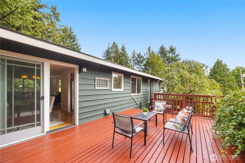 Property photo for 6039 Ne 202nd Street, Kenmore photo 11