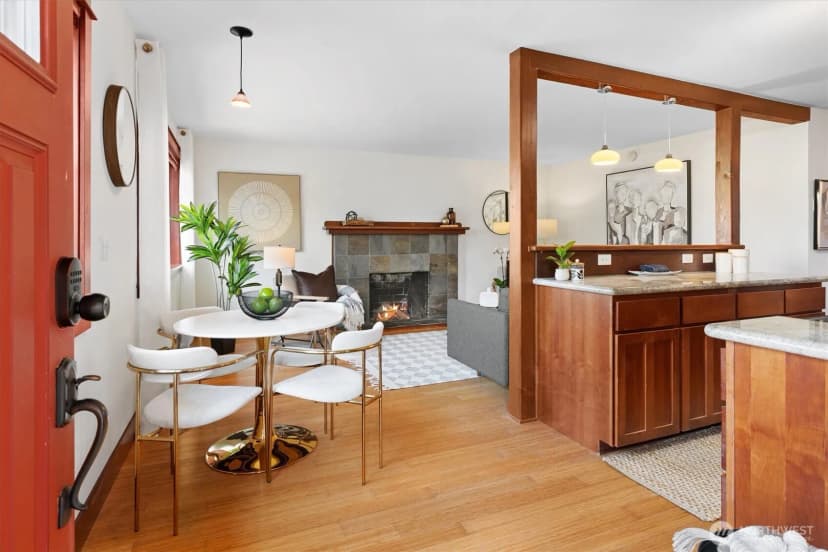 Property photo for 461 N 45th Street #unit 6, Seattle photo 3
