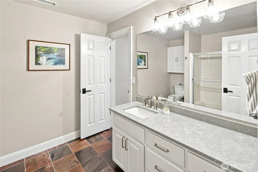 Property photo for 709 25th Avenue Nw, Gig Harbor photo 36