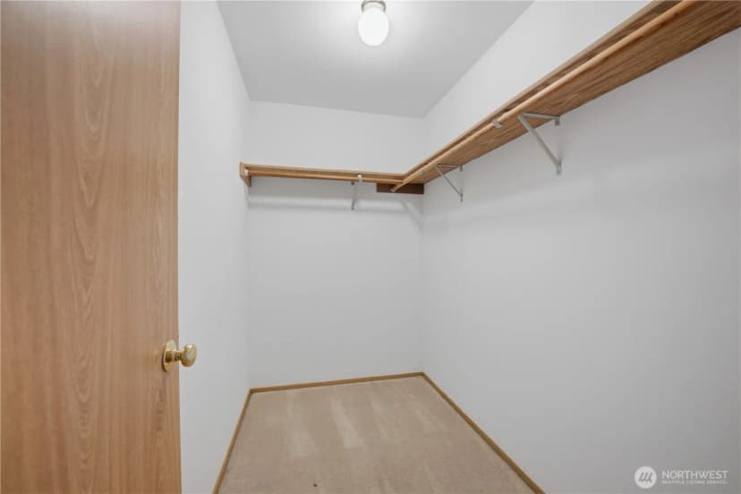 Property photo for 8716 17th Street Ne, Lake Stevens photo 13