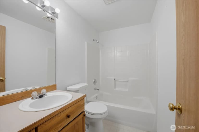 Property photo for 8716 17th Street Ne, Lake Stevens photo 14