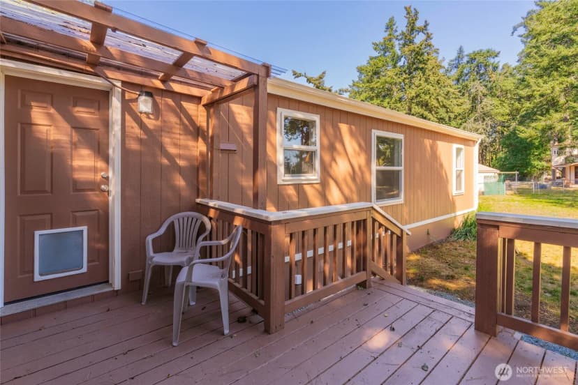 Property photo for 1004 Diane Avenue, Oak Harbor photo 8