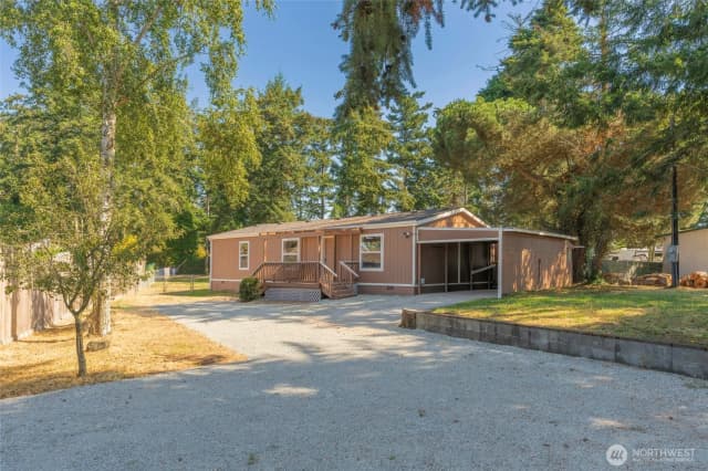 Property photo for 1004 Diane Avenue, Oak Harbor