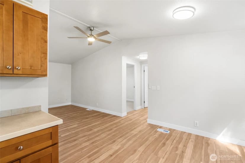 Property photo for 1004 Diane Avenue, Oak Harbor photo 25