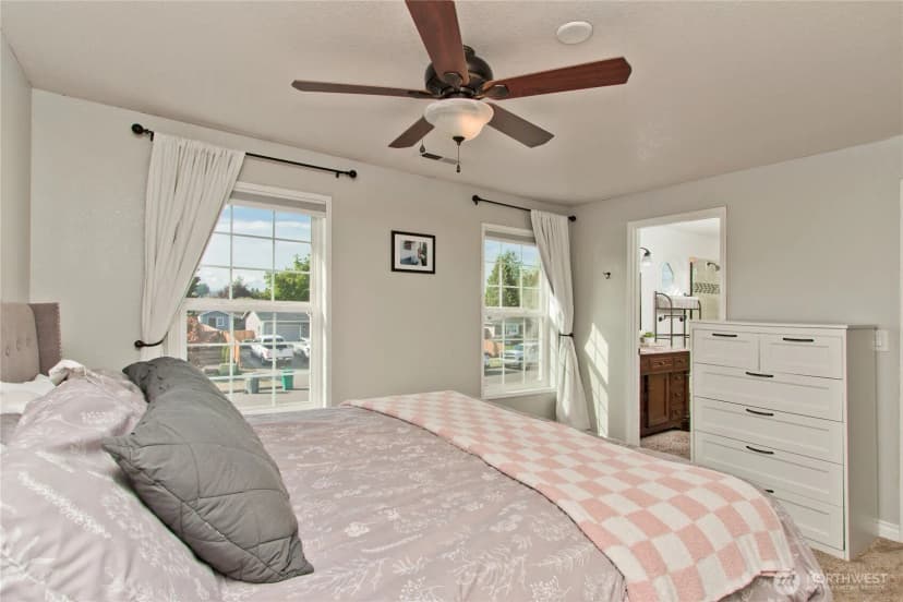 Property photo for 2871 Initial Avenue, Enumclaw photo 9