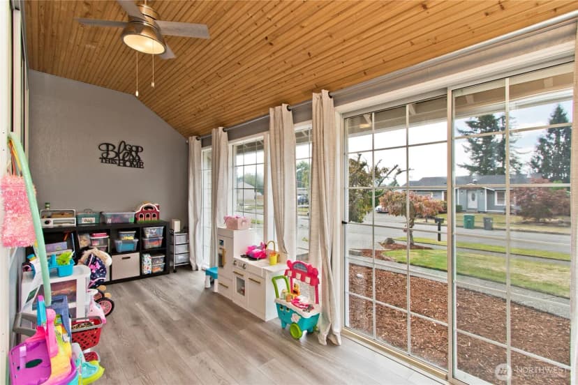 Property photo for 2871 Initial Avenue, Enumclaw photo 18