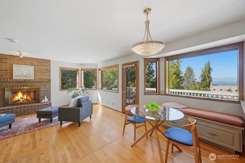Property photo for 15508 72nd Avenue W, Edmonds photo 5