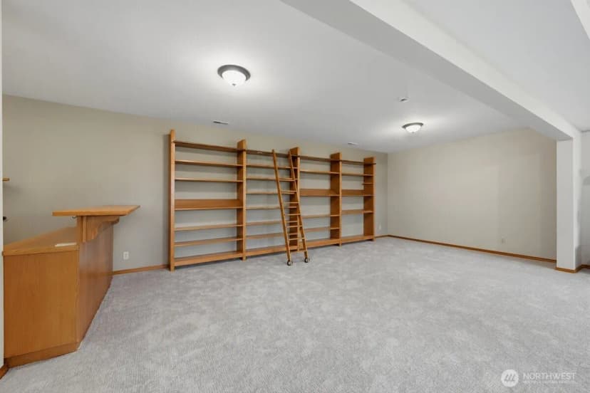 Property photo for 15508 72nd Avenue W, Edmonds photo 28