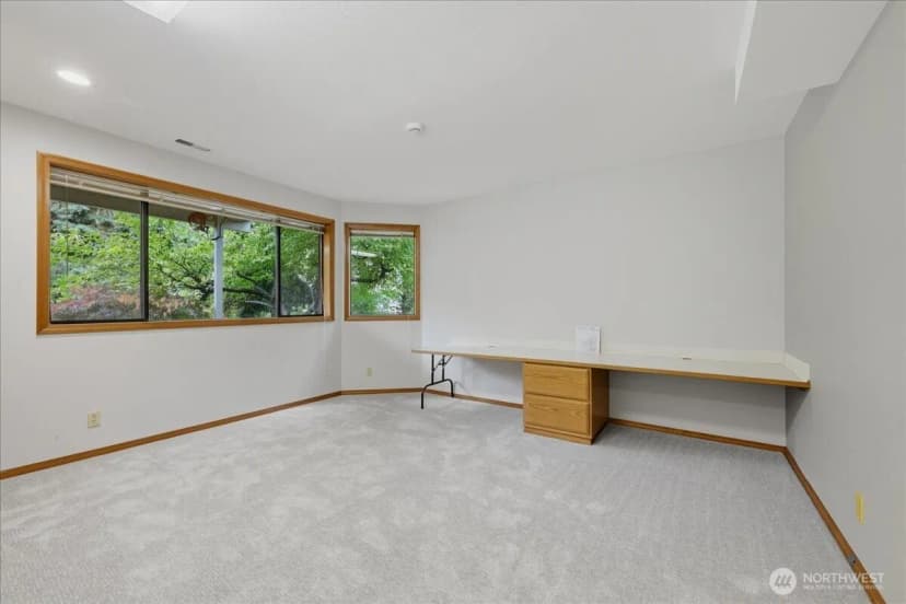 Property photo for 15508 72nd Avenue W, Edmonds photo 32