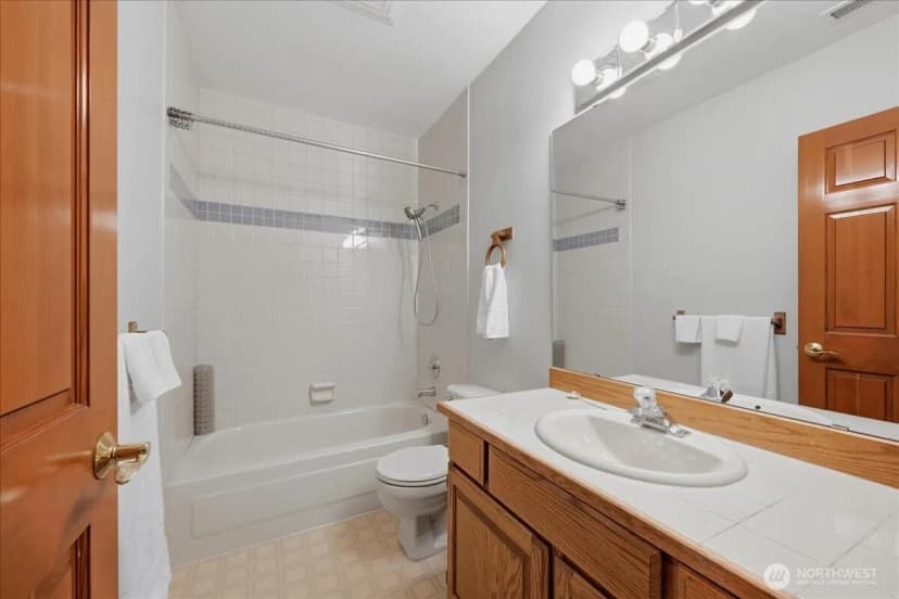 Property photo for 15508 72nd Avenue W, Edmonds photo 34