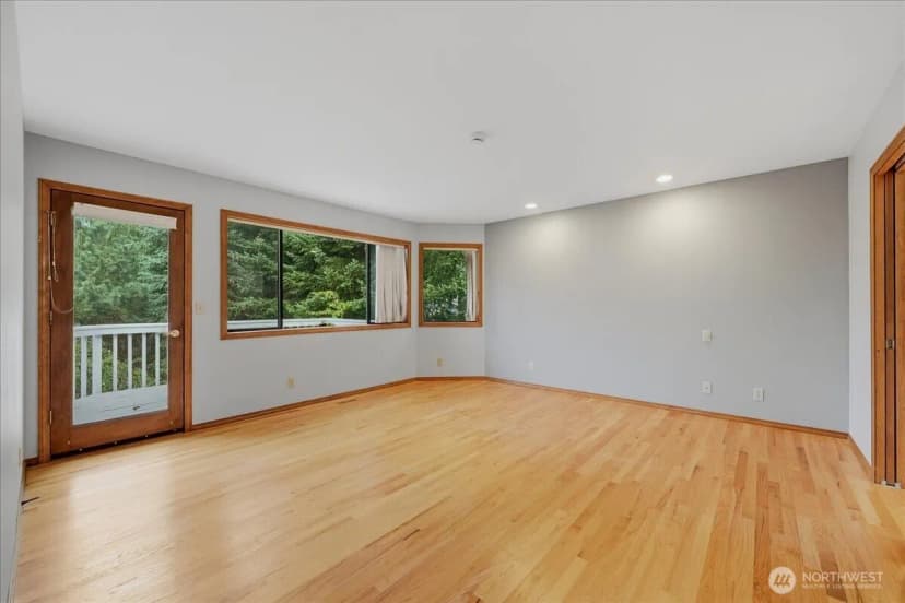 Property photo for 15508 72nd Avenue W, Edmonds photo 17