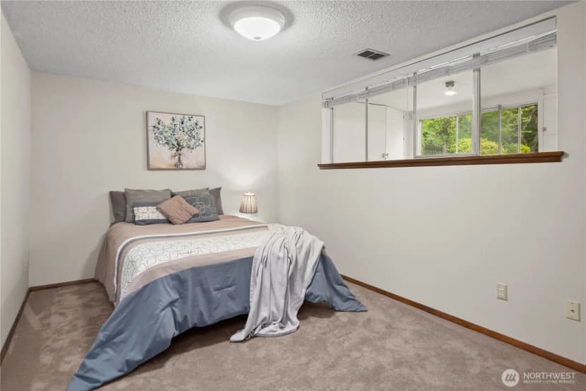 Property photo for 1561 S Macarthur Street, Tacoma photo 28