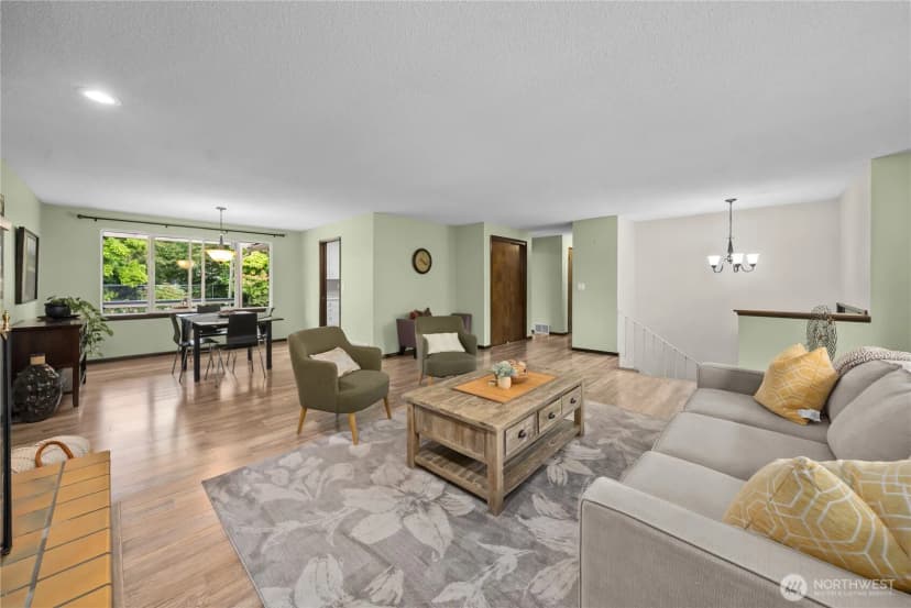 Property photo for 1561 S Macarthur Street, Tacoma photo 5