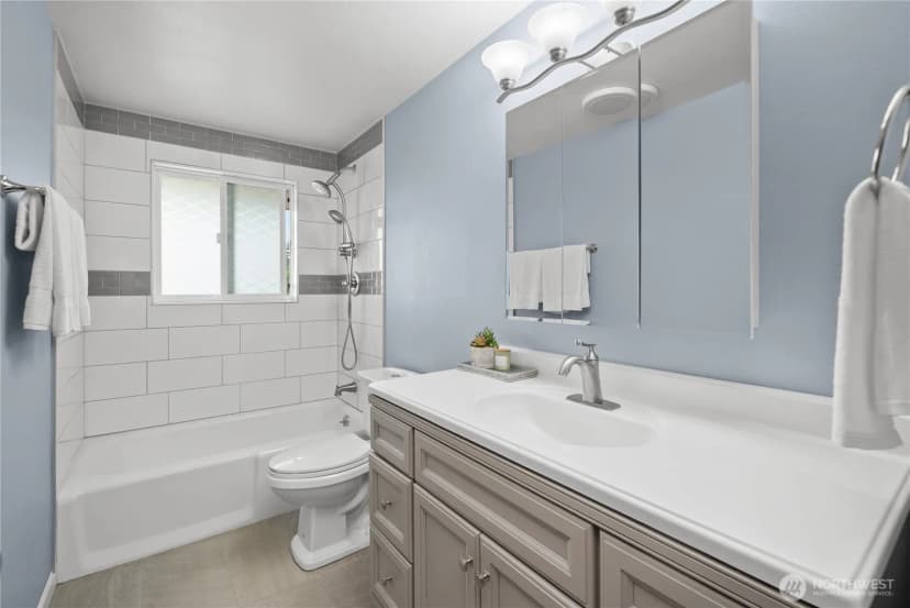 Property photo for 1561 S Macarthur Street, Tacoma photo 20
