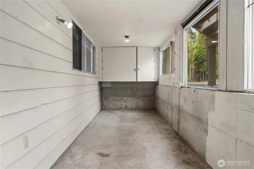 Property photo for 1561 S Macarthur Street, Tacoma photo 32