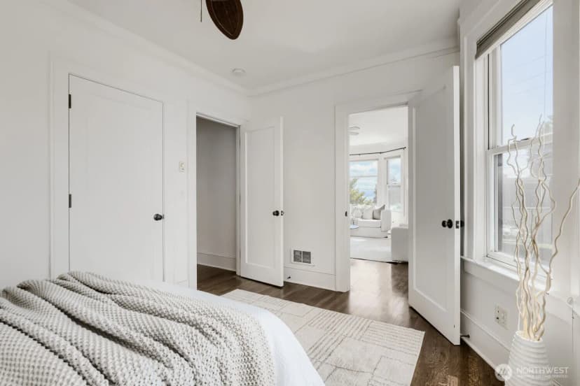 Property photo for 317 Lakeside Avenue S #3, Seattle photo 17