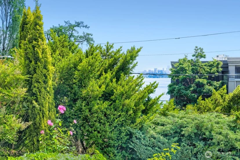 Property photo for 317 Lakeside Avenue S #3, Seattle photo 21