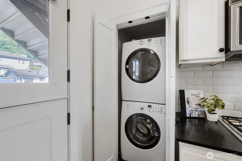 Property photo for 317 Lakeside Avenue S #3, Seattle photo 20