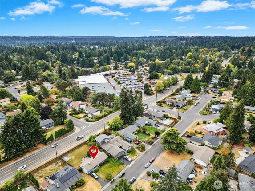 Property photo for 4010 227th Place Sw, Mountlake Terrace photo 32