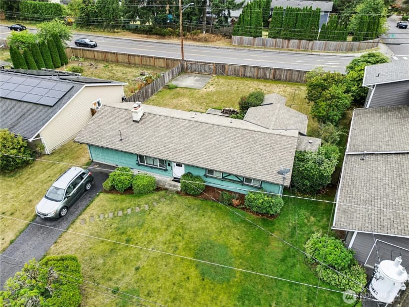 Property photo for 4010 227th Place Sw, Mountlake Terrace photo 26
