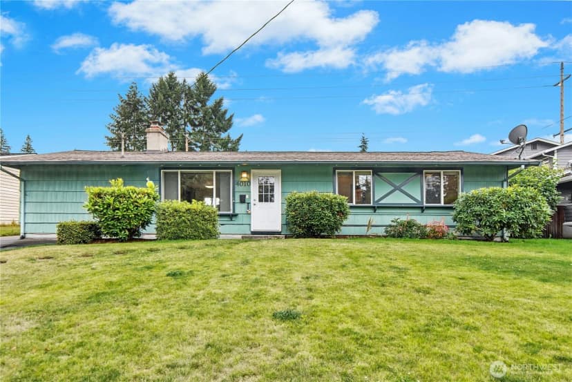 Property photo for 4010 227th Place Sw, Mountlake Terrace photo 2