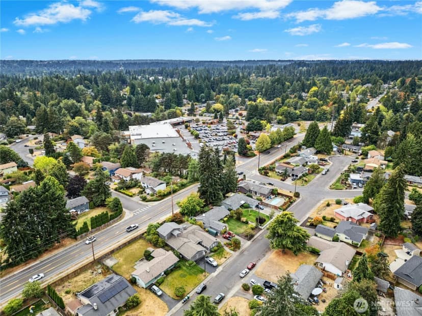 Property photo for 4010 227th Place Sw, Mountlake Terrace photo 31