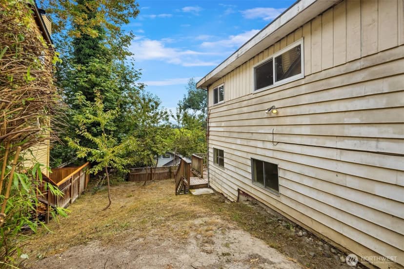 Property photo for 440 26th Avenue E, Seattle photo 24