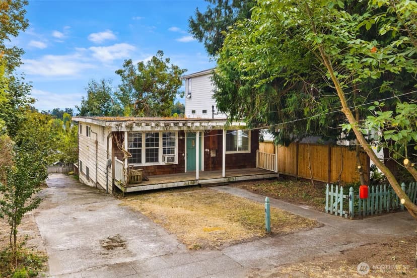 Property photo for 440 26th Avenue E, Seattle photo 26