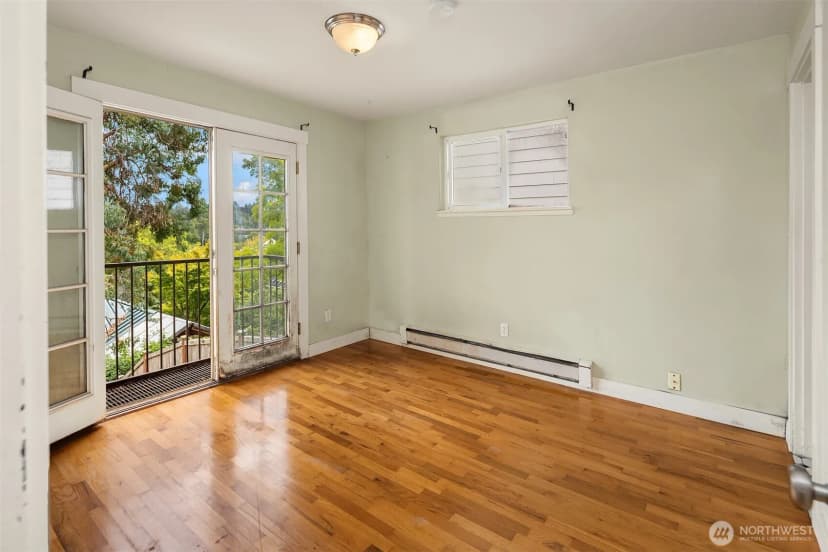 Property photo for 440 26th Avenue E, Seattle photo 15