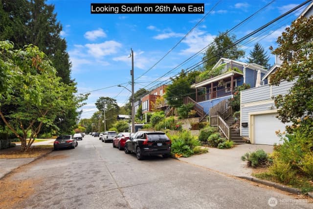Property photo for 440 26th Avenue E, Seattle photo 3
