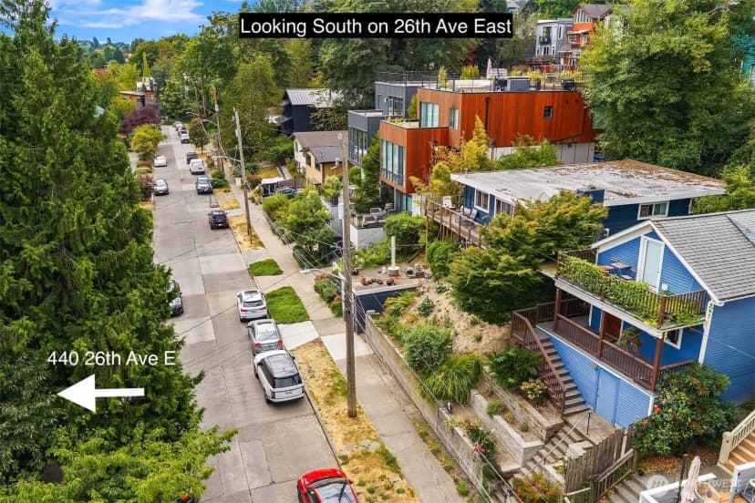 Property photo for 440 26th Avenue E, Seattle photo 4