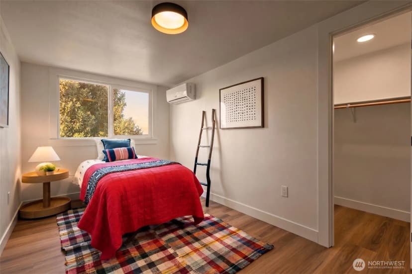 Property photo for 1712 30th Avenue S, Seattle photo 19