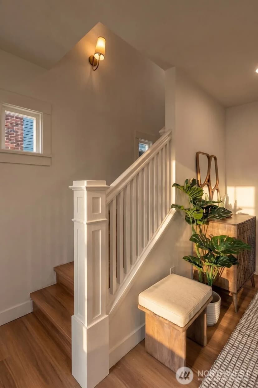 Property photo for 1712 30th Avenue S, Seattle photo 13