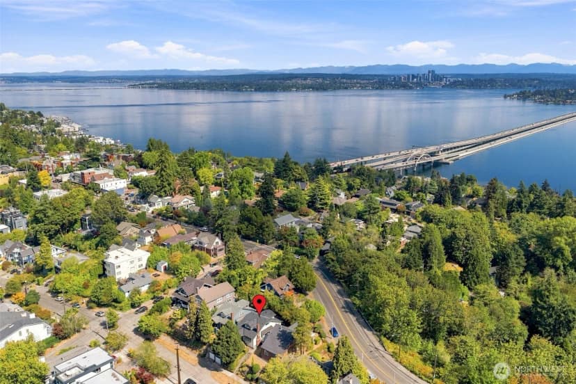 Property photo for 1712 30th Avenue S, Seattle photo 34