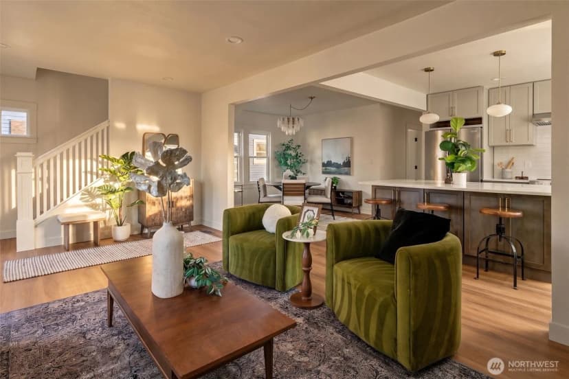 Property photo for 1712 30th Avenue S, Seattle photo 5