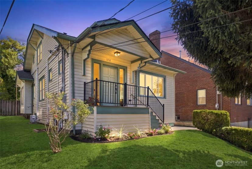 Property photo for 1712 30th Avenue S, Seattle photo 30