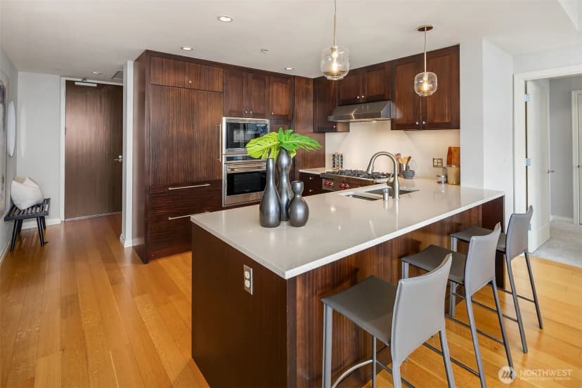 Property photo for 10700 Ne 4th Street #2214, Bellevue photo 6