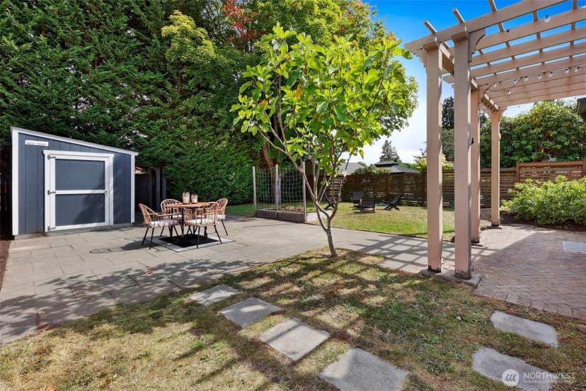 Property photo for 8040 Dibble Avenue Nw, Seattle photo 32