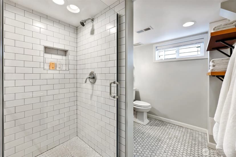 Property photo for 8040 Dibble Avenue Nw, Seattle photo 30