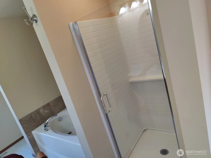 Property photo for 21519 Se 299th Way, Kent photo 13