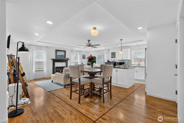 Property photo for 2710 N Sea Crest Avenue, Long Beach photo 5