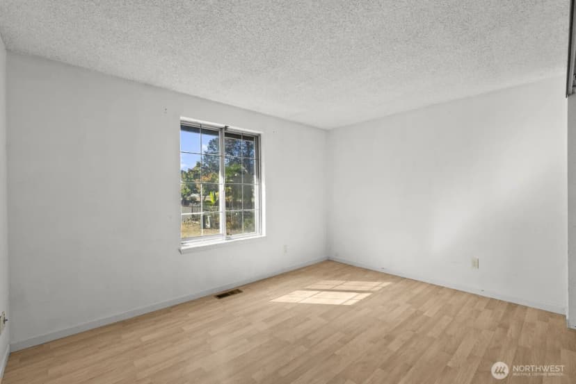 Property photo for 7515 97th Avenue Sw, Lakewood photo 21