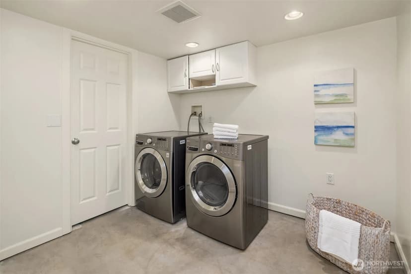 Property photo for 1612 38th Avenue E, Seattle photo 30
