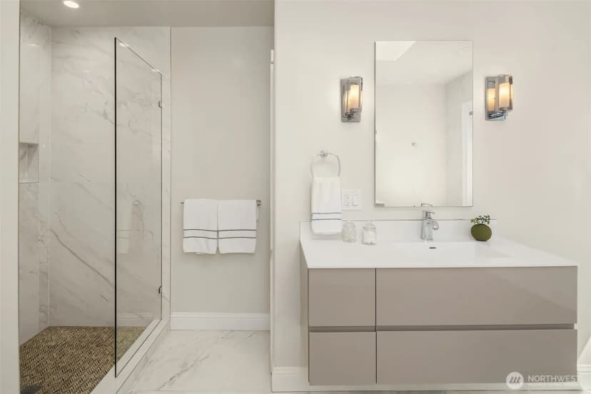 Property photo for 1612 38th Avenue E, Seattle photo 21