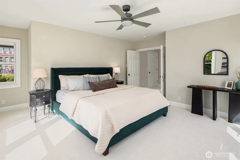 Property photo for 1612 38th Avenue E, Seattle photo 19