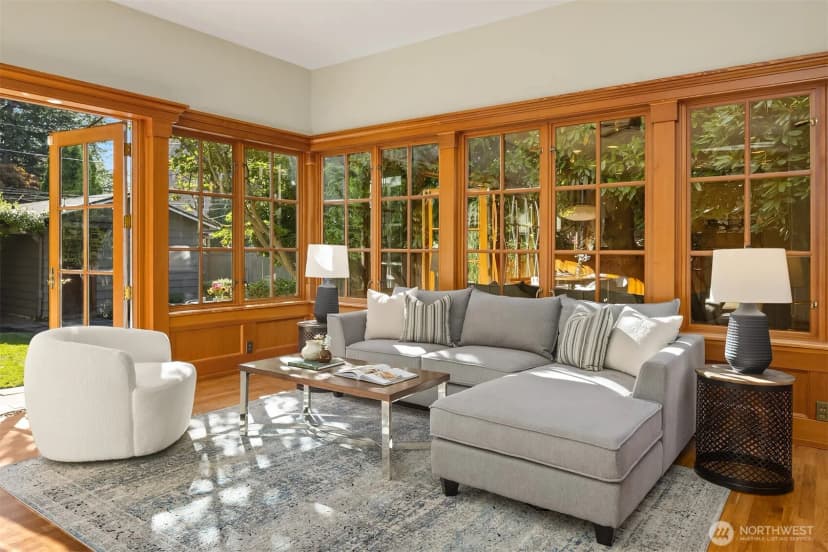 Property photo for 1612 38th Avenue E, Seattle photo 14