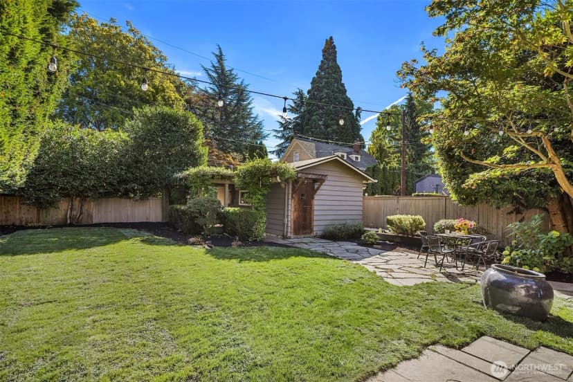 Property photo for 1612 38th Avenue E, Seattle photo 31