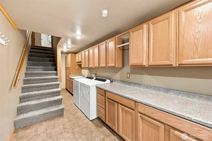 Property photo for 7016 Glen Terra Court Se, Lacey photo 22
