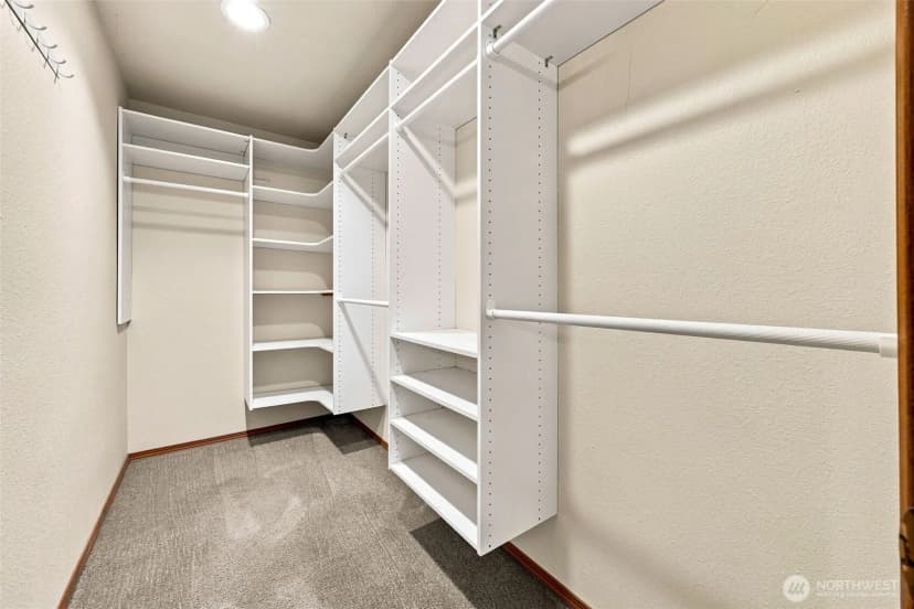 Property photo for 7016 Glen Terra Court Se, Lacey photo 18